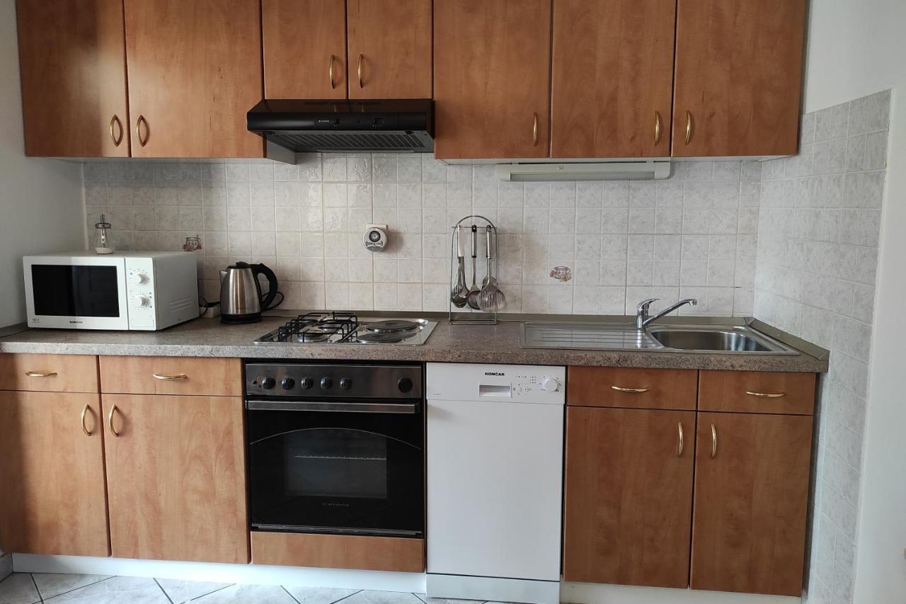 Apartments By The Sea Sevid, Trogir - 9468 Bagian luar foto