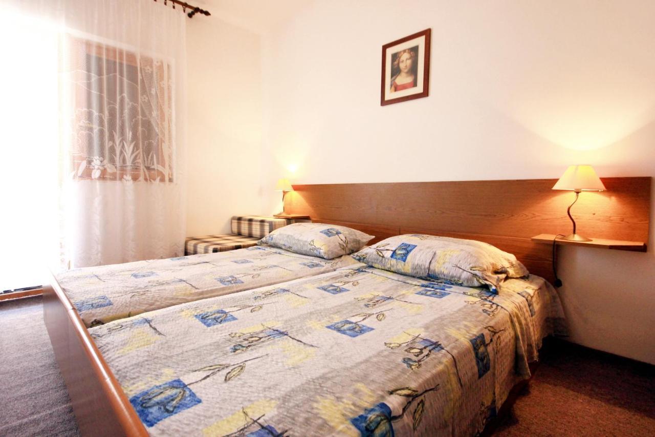 Apartments By The Sea Sevid, Trogir - 9468 Bagian luar foto