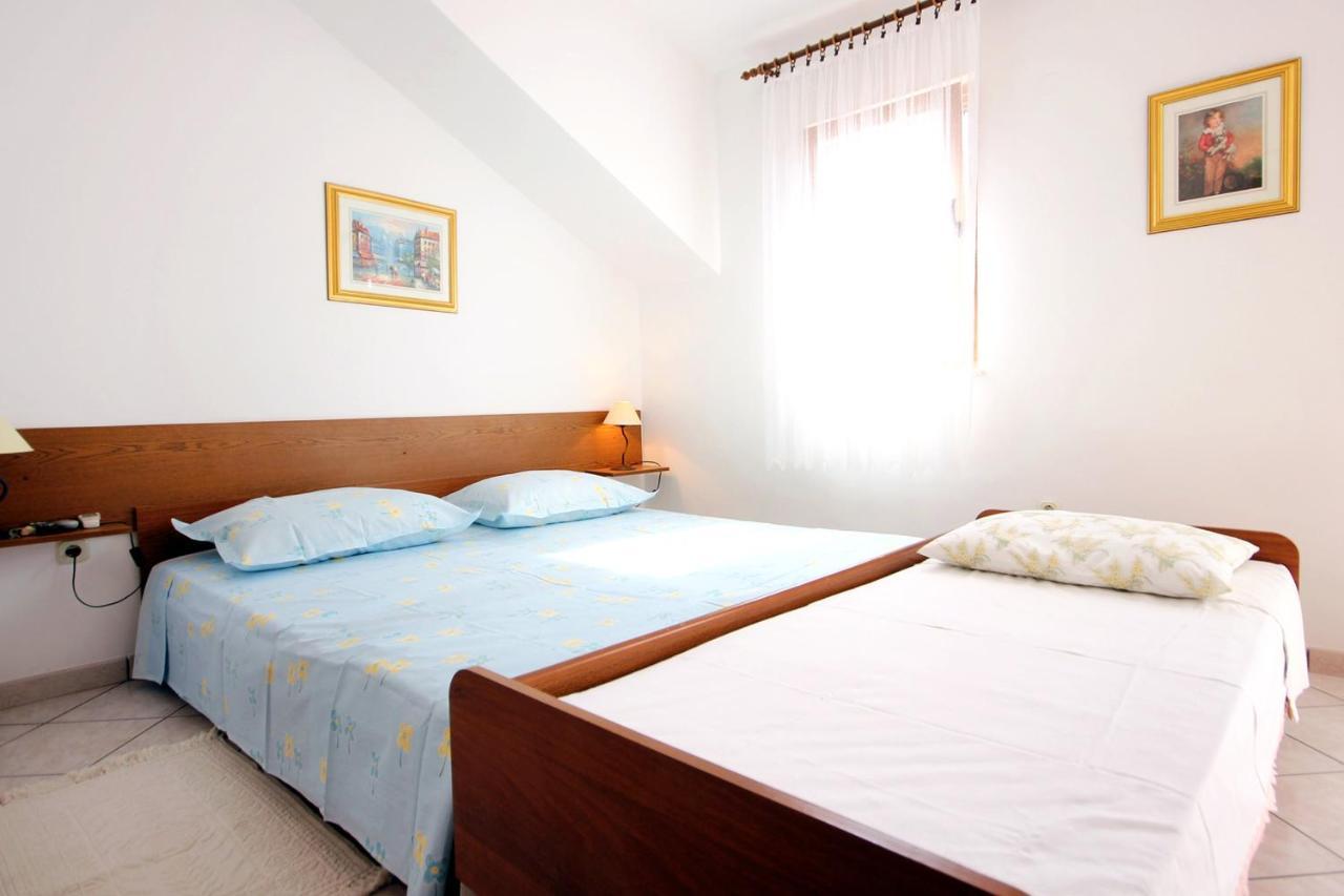 Apartments By The Sea Sevid, Trogir - 9468 Bagian luar foto